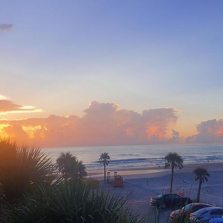 Beachside Bliss Ocean Views & Endless Fun Daytona Beach! Ngoại thất bức ảnh
